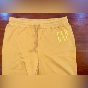 GAP Sweatpants